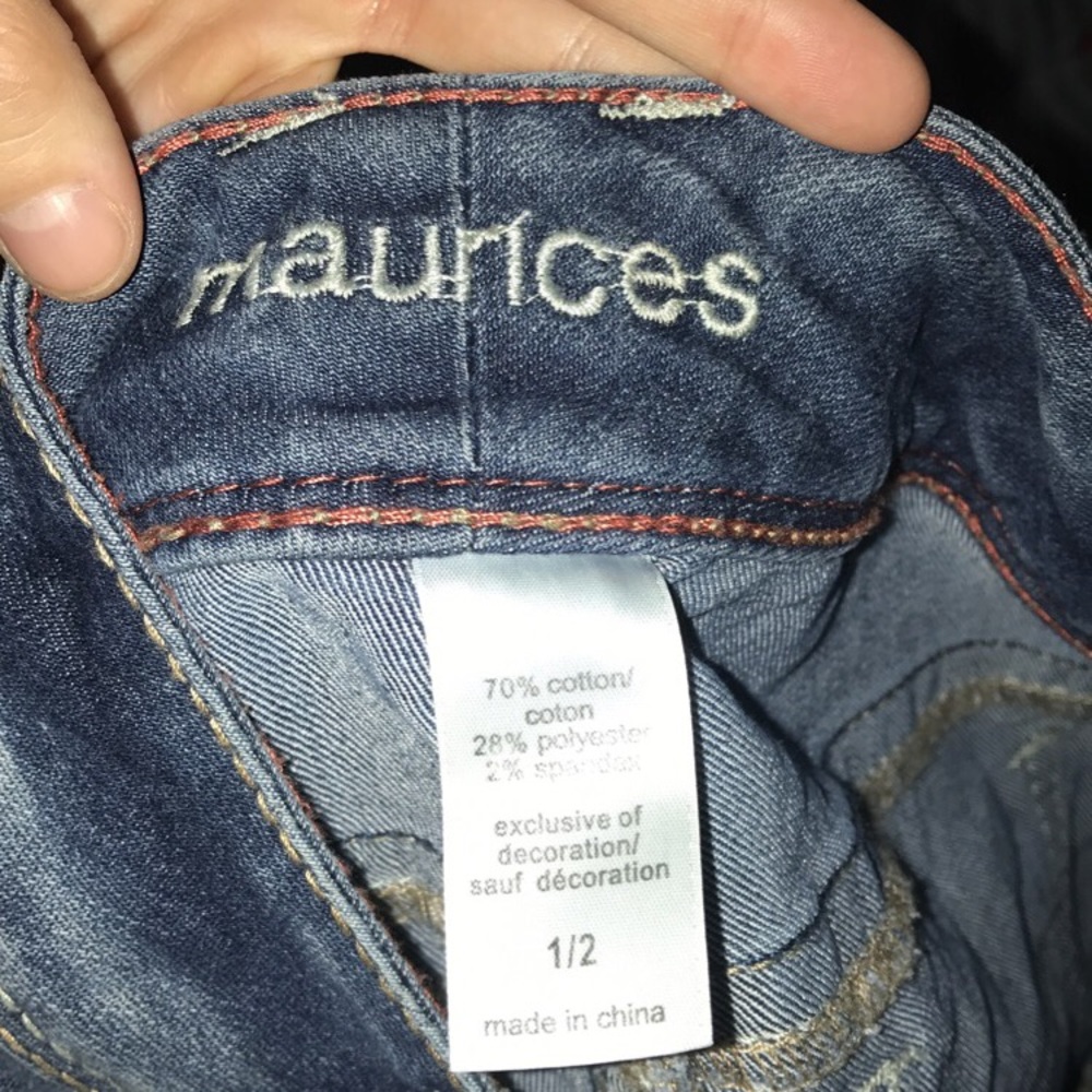 Maurice’s capris - Picture 3 of 3